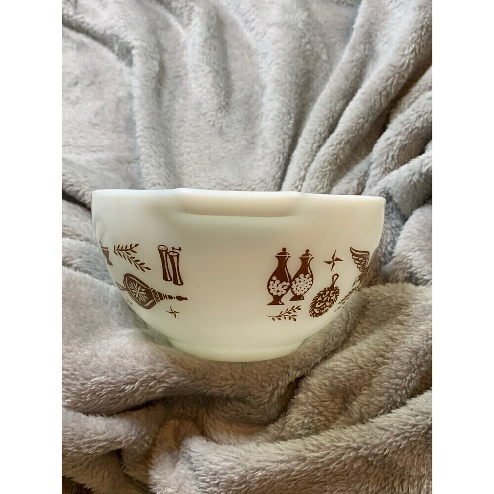 Pyrex Early American Bowl - Picture 2 of 7
